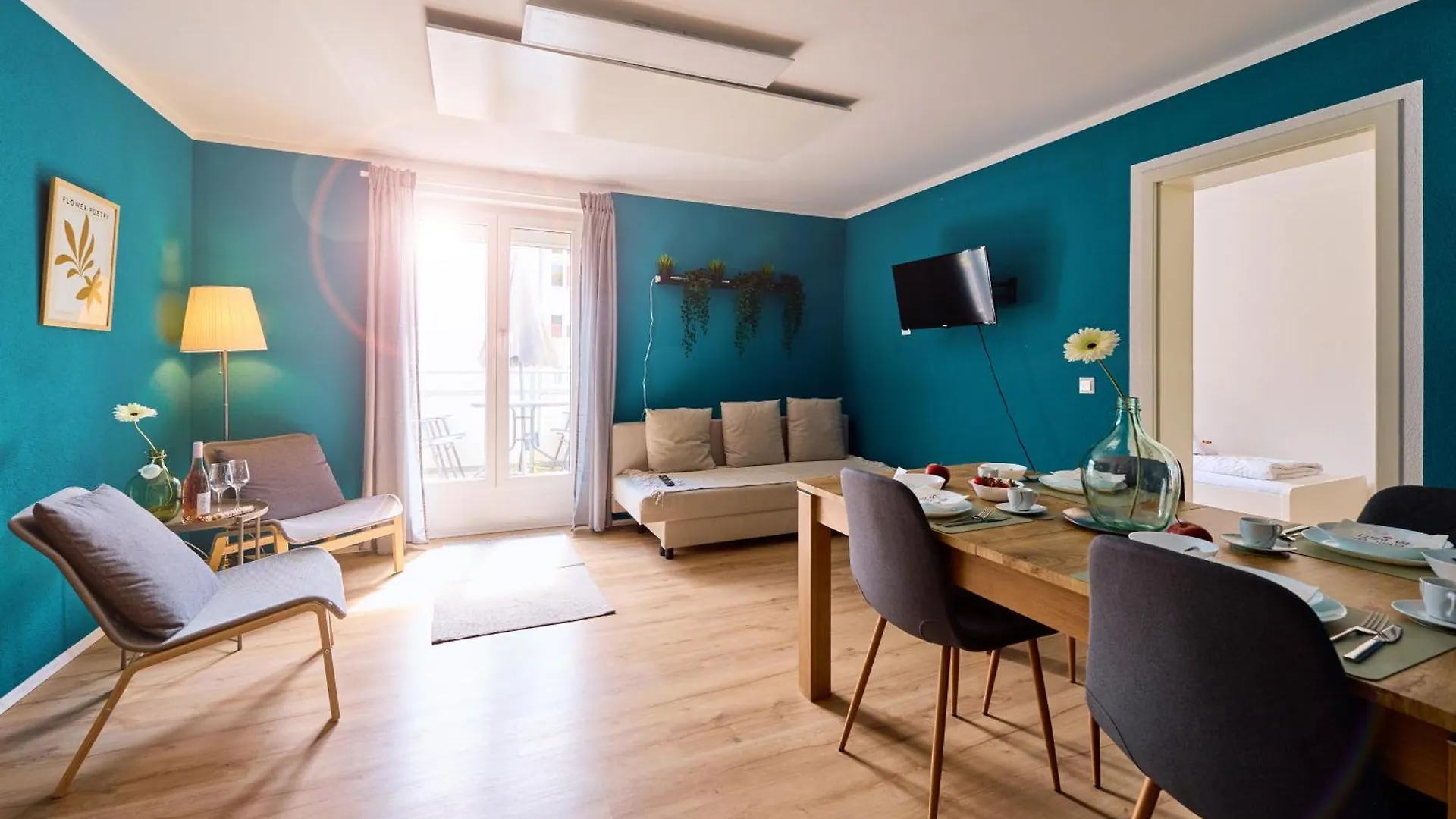 Dreams, 3 Schlafzimmer, Parkplatz, Stadtzentrum Новый-Ульм