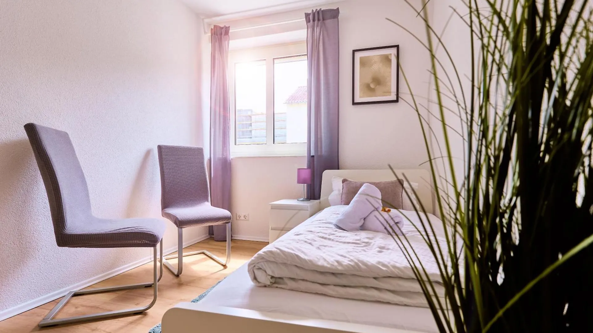 Dreams, 3 Schlafzimmer, Parkplatz, Stadtzentrum Neu-Ulm 0*,